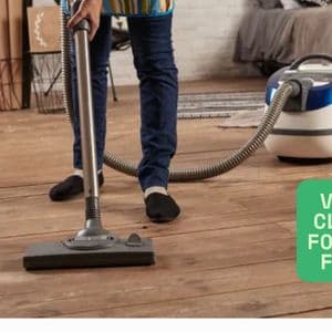 How to Choose the Right Vacuum Cleaner for Wood Floors