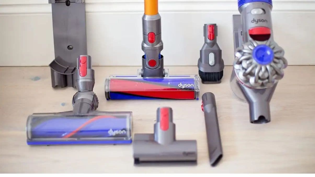 Dyson Absolute V8 Reviews & Expert Vacuum Recommendations