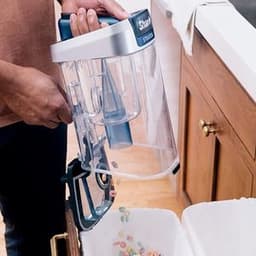 How to Empty Shark Vacuum Easily and Properly