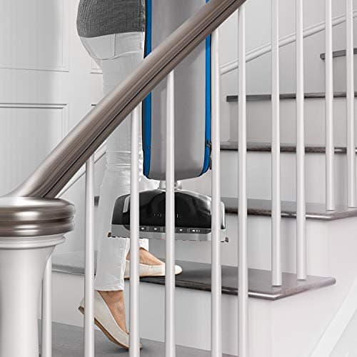Oreck HEPA Swivel Upright Vacuum Cleaner, Lightweight Bagged Upright Vac, HEPA Media Filtration, Traps Debris and Locks in Dirt, Swivel Steering, Corded Vacuum Cleaners for Home Use