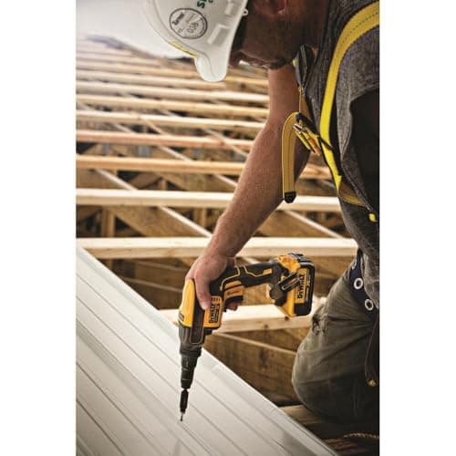 DEWALT DCF622M2 20V MAX XR Versa-ClutchTM Adjustable Torque Screw Gun