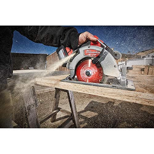 Milwaukee 2732-20 M18 Fuel 18 Volt Lithium-Ion 15 Amp 7-1/4 Inch Cordless Circular Saw (Tool Only) (Non-Retail Packaging)