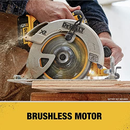 DEWALT 20V MAX Circular Saw Cordless with Brake, 7-1/4 Inch, Tool Only (DCS570B)