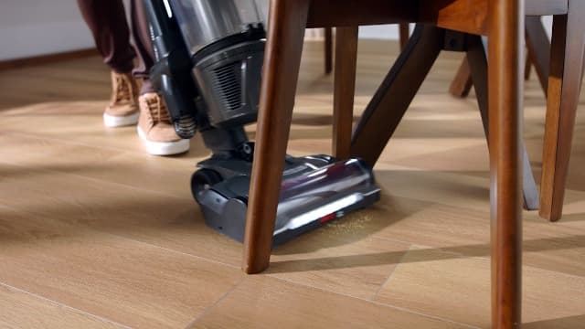 Hoover WindTunnel Tangle Guard Bagless Vacuum Cleaner, Corded Upright Vacuum, HEPA Media Filtration, Anti-Hair Wrap, Headlights, Swivel Steering, Corded Vacuum Cleaners for Home Use