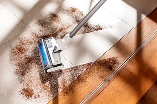 Shark Detect Clean & Empty Auto-Empty System - Lightweight Cordless Vacuum Cleaner with HEPA Filter, Portable Handheld Attachment, Crevice Tool, Ideal Stick Vacuum for Pet Hair, White, IW3511