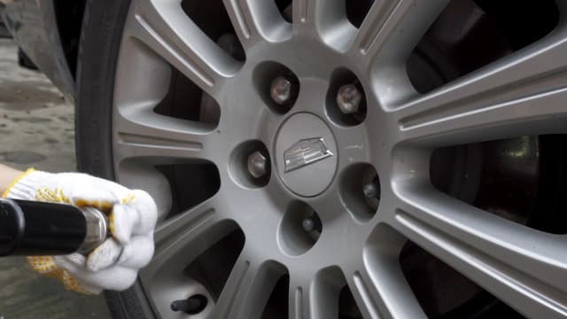 Cordless Impact Wrench 480 Ft-lbs(650N.m) High Torque 1/2 Inch, 3300RPM Brushless Electric Impact Gun, 2 * 4.0Ah Battery 4 Sockets 19 Drill Bits, 3 In 1 Impact Wrench for Car Home DIY