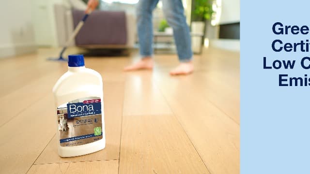 Bona Hardwood Floor Polish - 32 fl oz - High Gloss Shine - Polish for Wood Floors - Protects and Renews Dull Flooring - Covers 500 sq ft