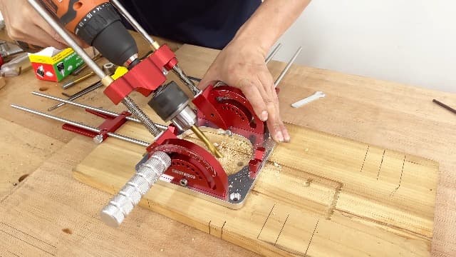 Portable Drill Guide, Multi Angle Drill Guide for Straight Holes,Adjustable Angle 0° to 60°, Heavy-Duty Self-Centering Base,Precision Drilling Jig with Chuck & Key,Chuck Clamping Range for 1/16-1/2"