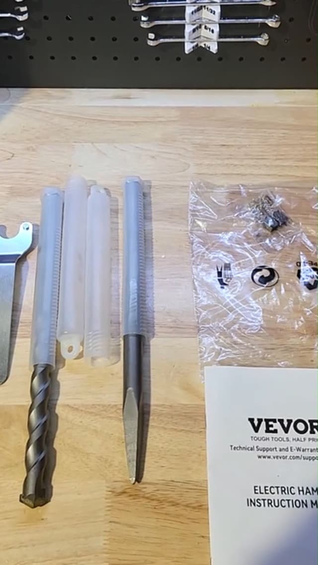 VEVOR 1-9/16 Inch SDS-Max Rotary Hammer Drill, 13Amp Corded Drills, Heavy Duty Chipping Hammers w/Vibration Control & Safety Clutch, Electric Demolition Hammers Variable Speed, Power Tool For Concrete