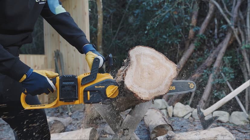 16-Inch Brushless Chainsaw, 40V (2 x 20V MAX) Cordless Battery Powered Chain Saw Compatible DeWALT Battery, Ideal for Wood/Tree Cutting, Pruning, Tool Only (Battery Not Included)