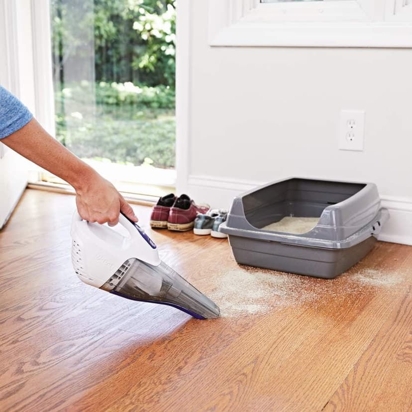 BLACK+DECKER dustbuster QuickClean Pet Cordless Handheld Vacuum with Motorized Upholstery Brush, White (HLVB315JP07)