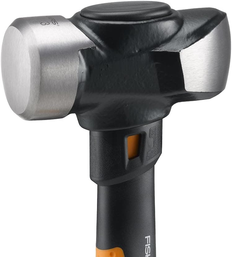 Fiskars Pro IsoCore 3 lb Club Hammer (11") - Drilling Hammer with Wedged Demolition and Driving Face, Shock-Absorbing Grip - Construction and Home Improvement Tools