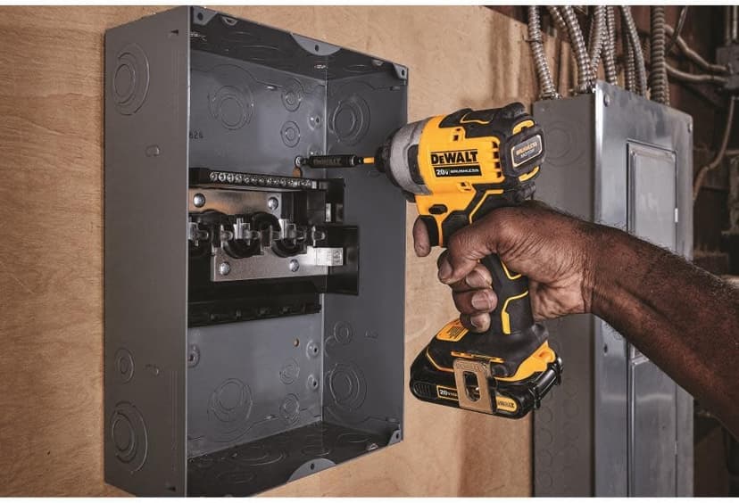 DEWALT ATOMIC 20V MAX* Impact Driver, Cordless, Compact Kit, 2 Batteries, 1/4-Inch (DCF809C2)