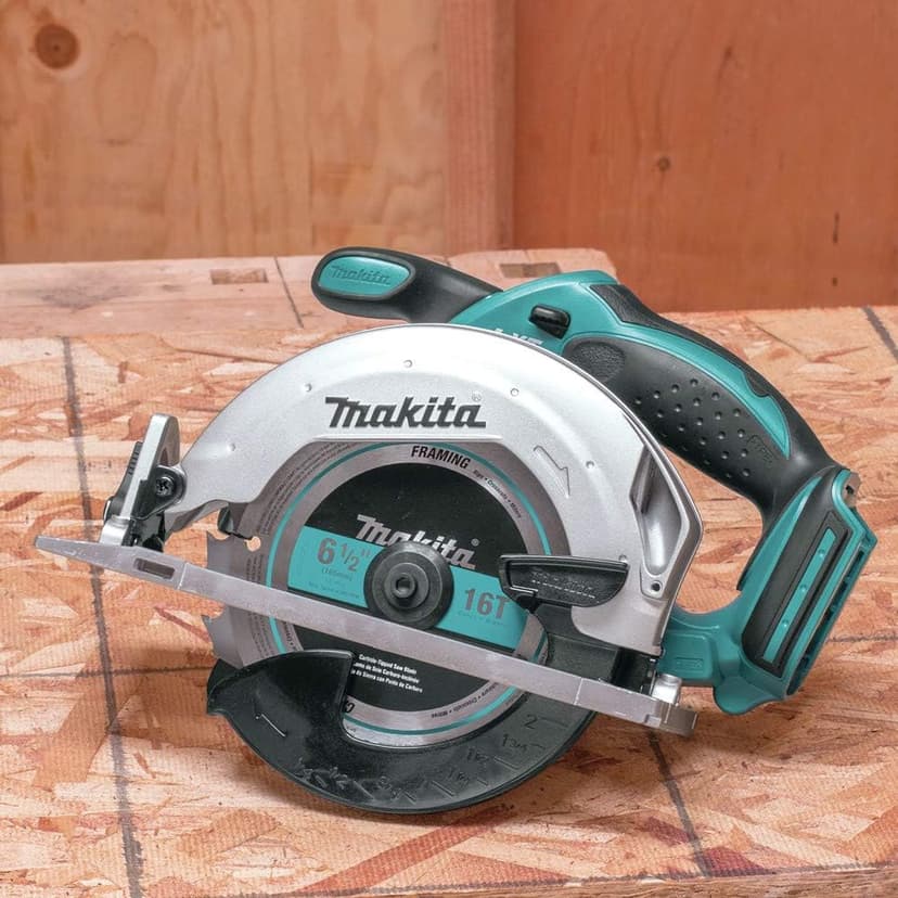 Makita XSS02Z 18V LXT Lithium-Ion Cordless 6-1/2" Circular Saw, Tool Only