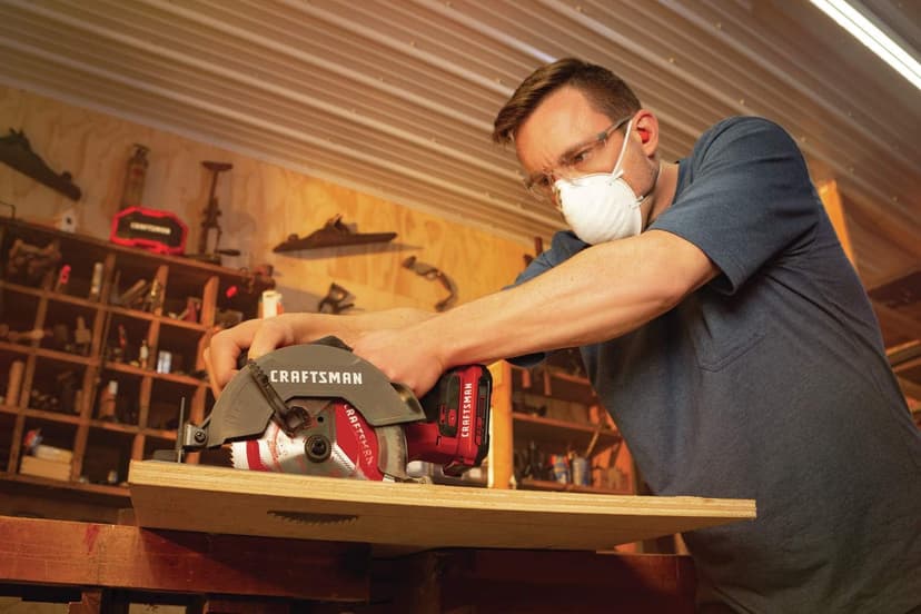 CRAFTSMAN V20 Cordless Circular Saw Kit, 6-1/2 inch, Battery and Charger Included (CMCS500M1)
