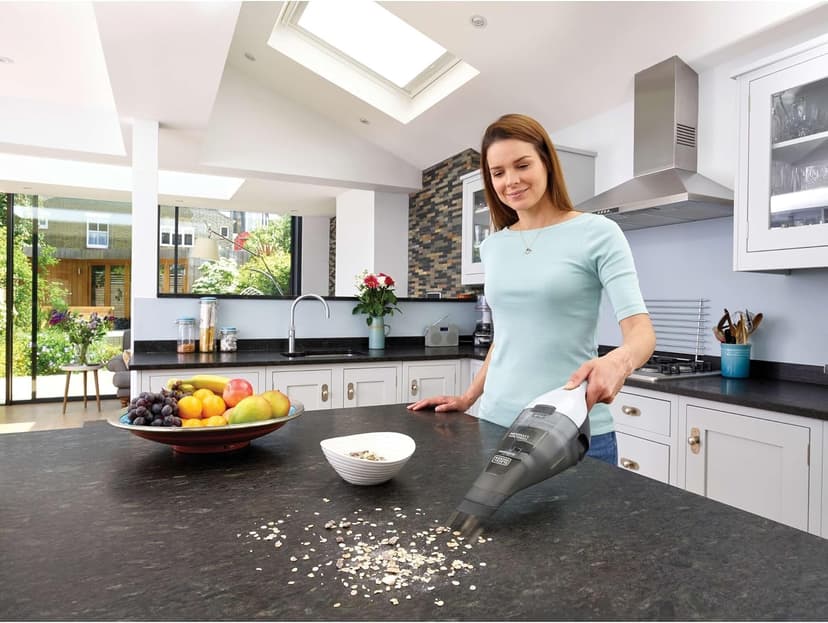 BLACK+DECKER dustbuster QuickClean Cordless Handheld Vacuum (HNVC215B10)