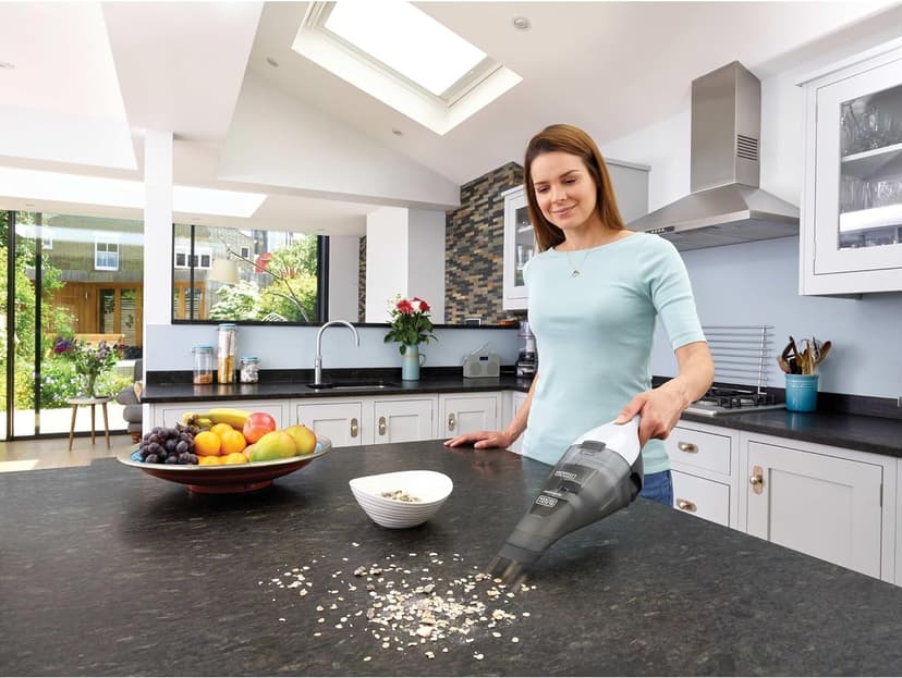 BLACK+DECKER dustbuster QuickClean Cordless Handheld Vacuum (HNVC215B10)