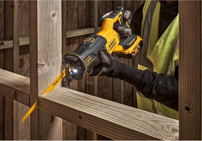 DEWALT 20V MAX* Reciprocating Saw, Cordless, 2-Finger Variable Trigger, Keyless Blade Clamp, Tool Only (DCS382B)