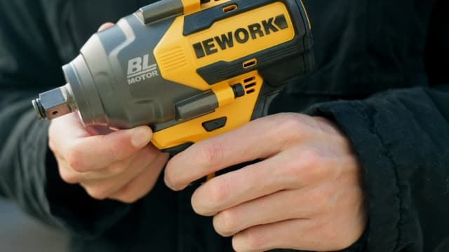 EWORK Cordless Impact Wrench 1/2 inch 21V Brushless High Torque Impact Gun Max 700 Ft-lbs Power Impact Wrenches with 4.0Ah Li-ion Battery, Fast Charger, 5 Sockets, Tool Bag (RB-810)