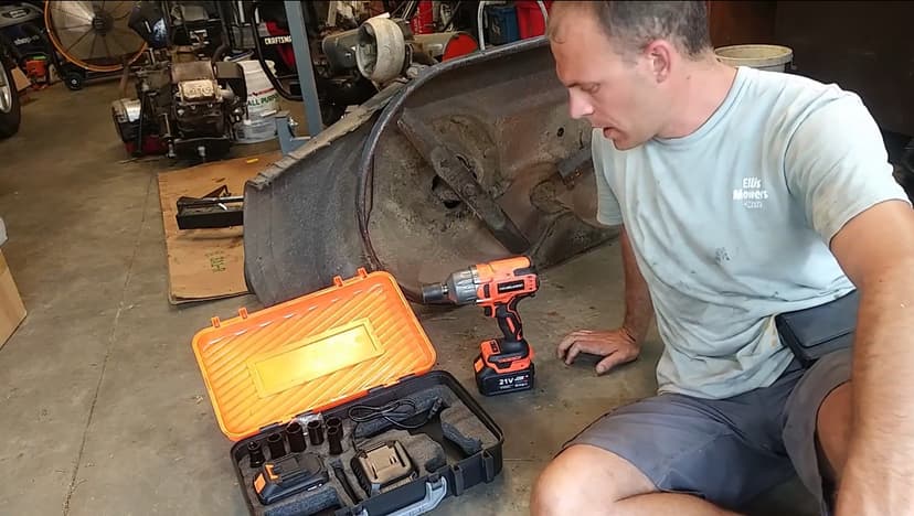 1300N.m(960Ft-lbs) Cordless Impact Wrench 1/2" Brushless High Torque Impact Wrench with 2x 4.0Ah Batteries, 6 Sockets, Charger, Extension Bar for Car, RV, Truck Wheel Lug Nuts