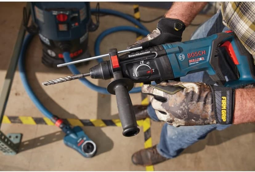 BOSCH GBH18V-26DK25 18V EC Brushless SDS-plus® Bulldog™ 1 In. Rotary Hammer Kit with (2) CORE18V 4 Ah Advanced Power Batteries