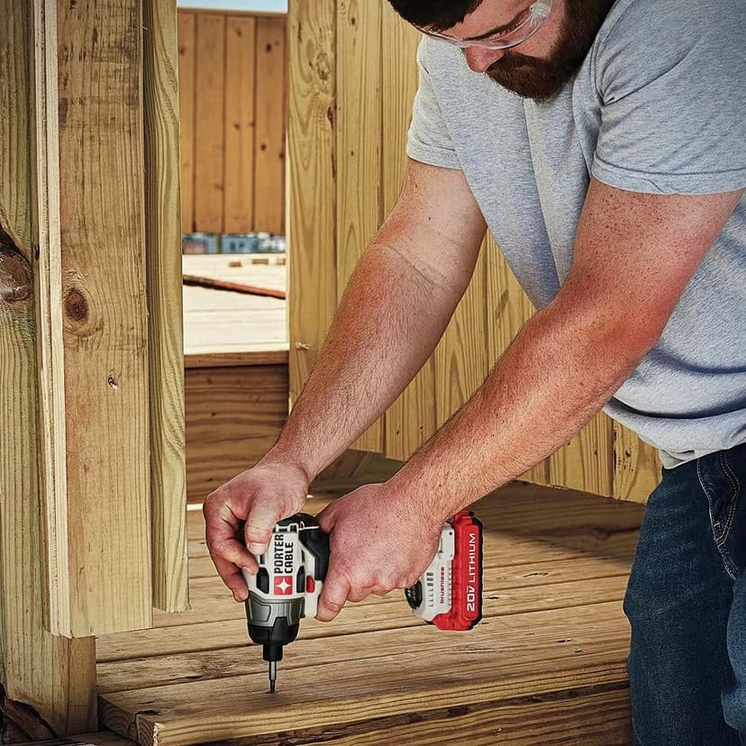 PORTER-CABLE 20V MAX Impact Driver, 1/4 Inch, 2,700 RPM, Battery and Charger Included (PCCK647LB)