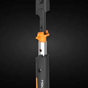 Fiskars Pro IsoCore 3 lb Club Hammer (11") - Drilling Hammer with Wedged Demolition and Driving Face, Shock-Absorbing Grip - Construction and Home Improvement Tools