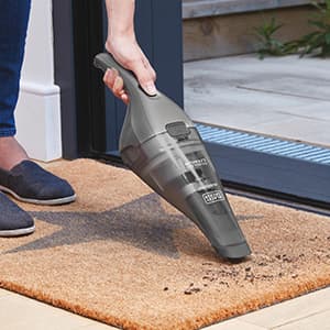 BLACK+DECKER dustbuster Handheld Vacuum, 8V Cordless, Hand Vacuum for Quick Cleanup with Crevice Tool and Washable Filter (HNVC220BCZ01)