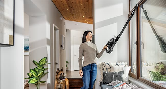 Bissell ICONPet Turbo Vacuum with Powerful Turbo Boost Suction, Tangle Free Brush Roll, & Parking Break, LED Crevice + Dusting Brush Tool, LED Motorized TurboBrush Tool, & Wall Mount. Color May Vary