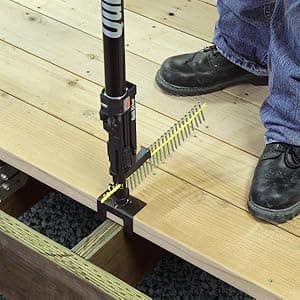 Simpson Strong Tie PRO300SD25K QuikDrive Auto-Feed Deck System with Dewalt 2500 RPM Motor