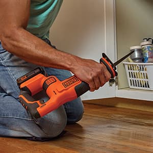 BLACK+DECKER 20V MAX* Cordless Reciprocating Saw Kit (BDCR20C)