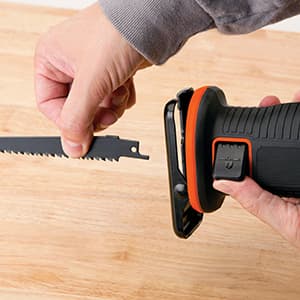 BLACK+DECKER 20V MAX* Cordless Reciprocating Saw Kit (BDCR20C)