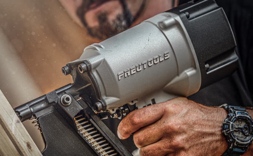 PneuTools SN2283H 21 Degree Framing Nailer with Rafter Hook